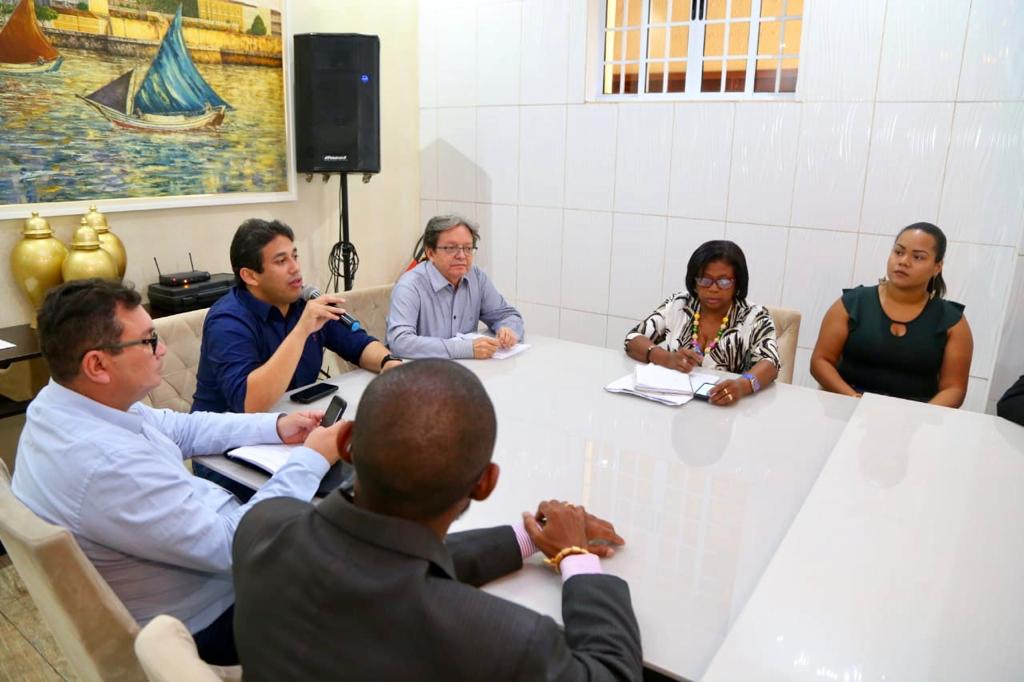 Vereadores dialogam com comerciantes sobre reforma dos Mercados e Feiras de São Luís